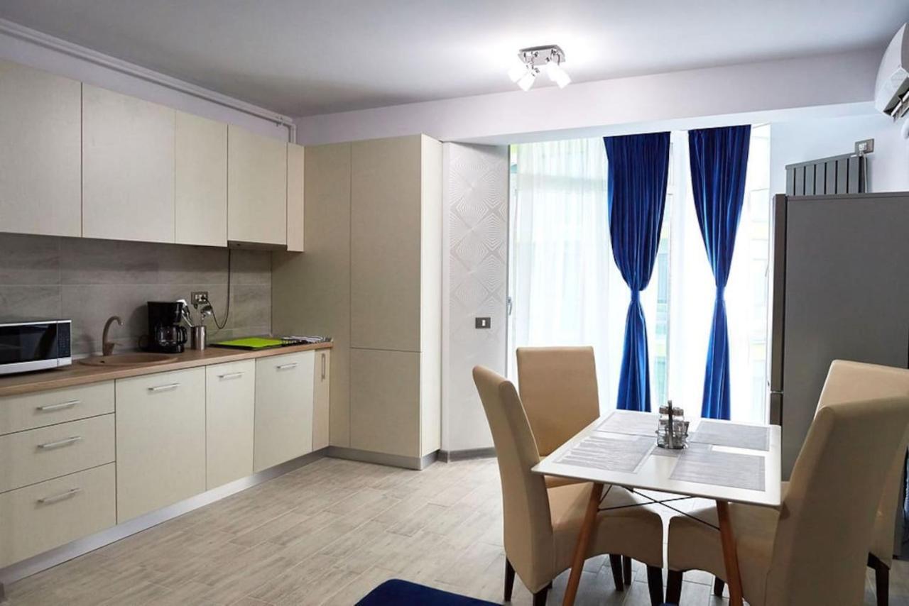 Blue Apartment In Spa N Pool Beach Resort Navodari Luaran gambar